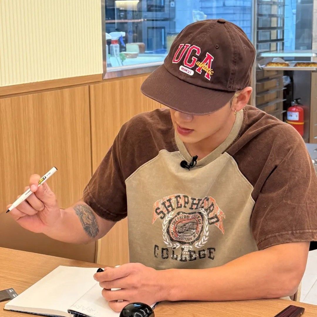 Latest photo of Baekho