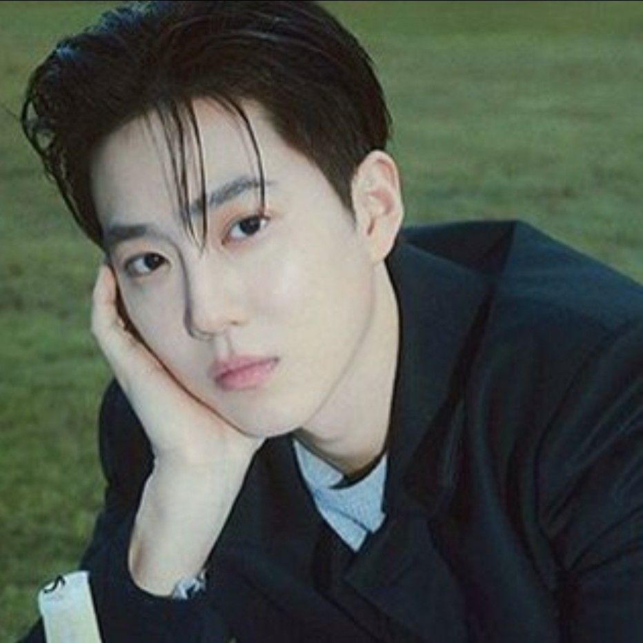 Suho (EXO)的幕后花絮