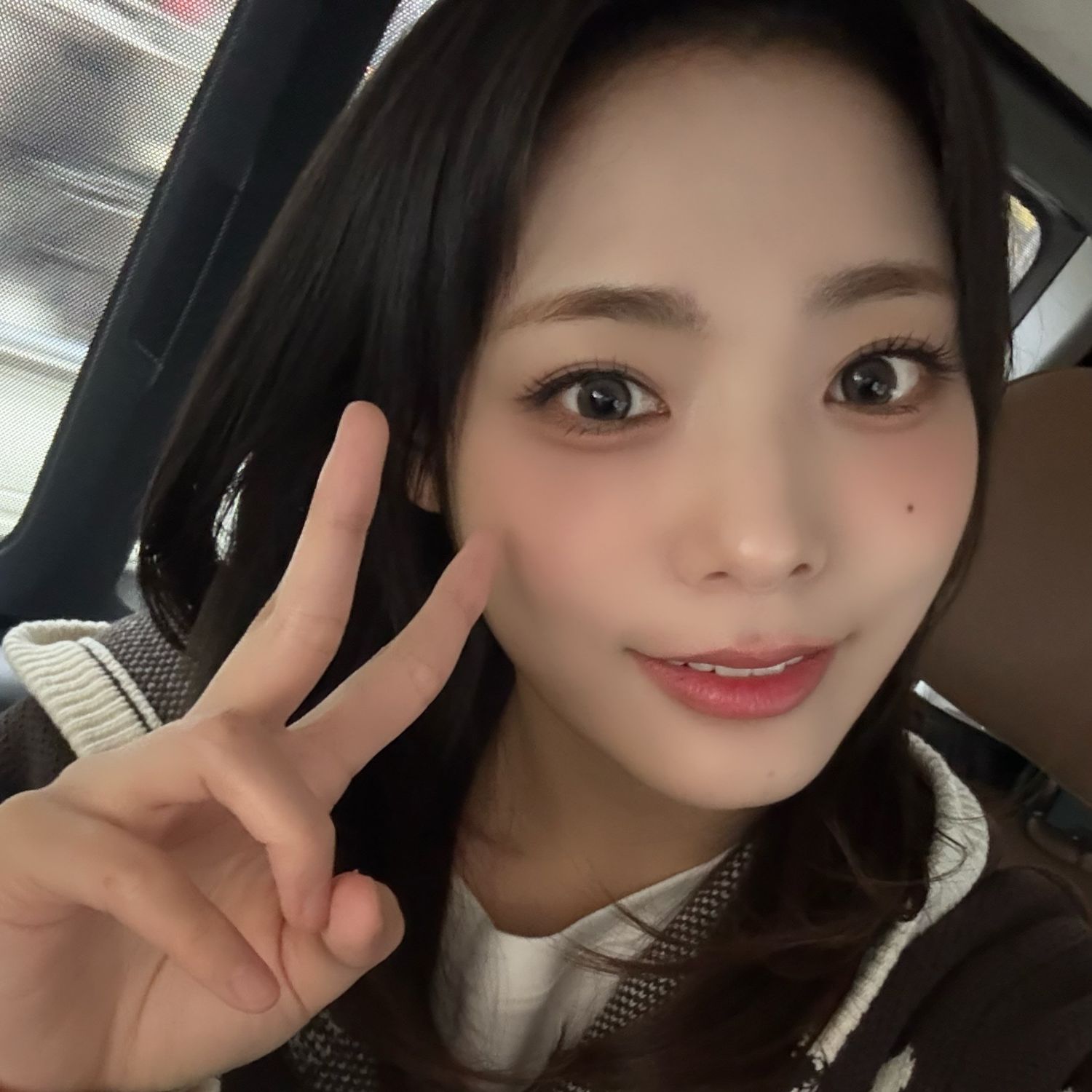 始燕 (QWER)的最新活動照片