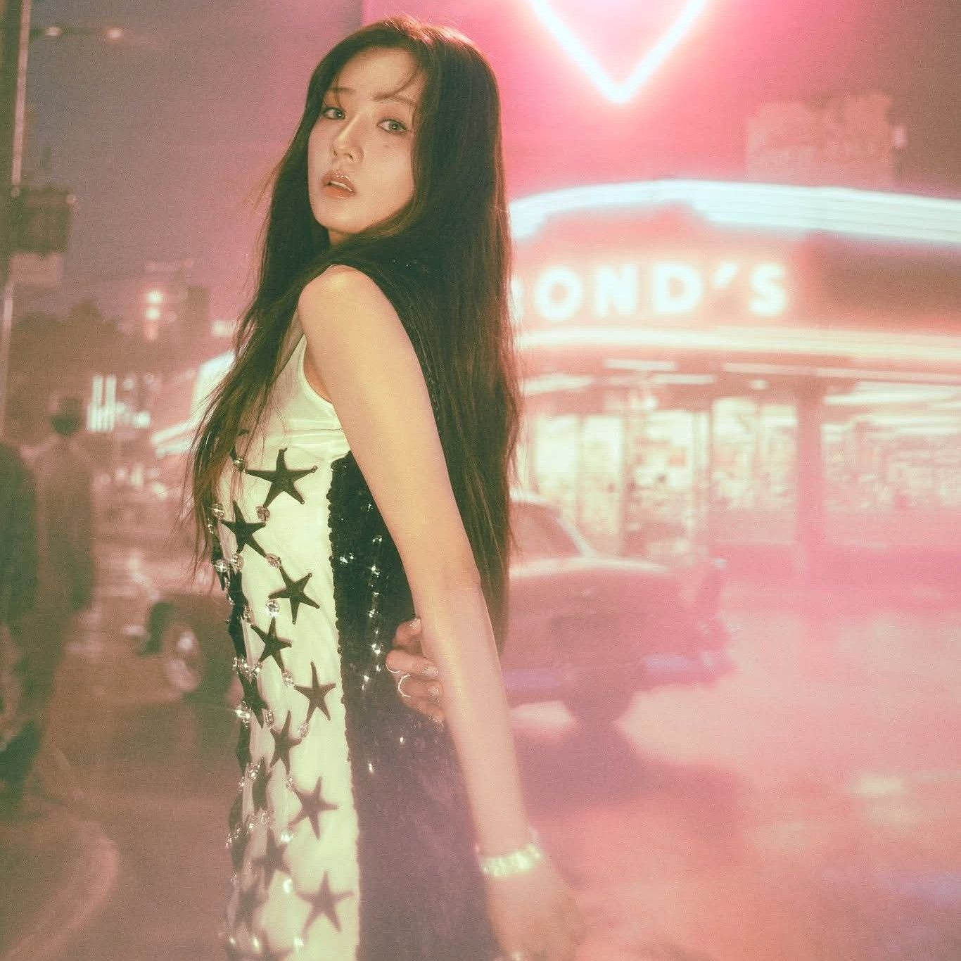 Recent activity shot of Yoon Bomi (Apink)