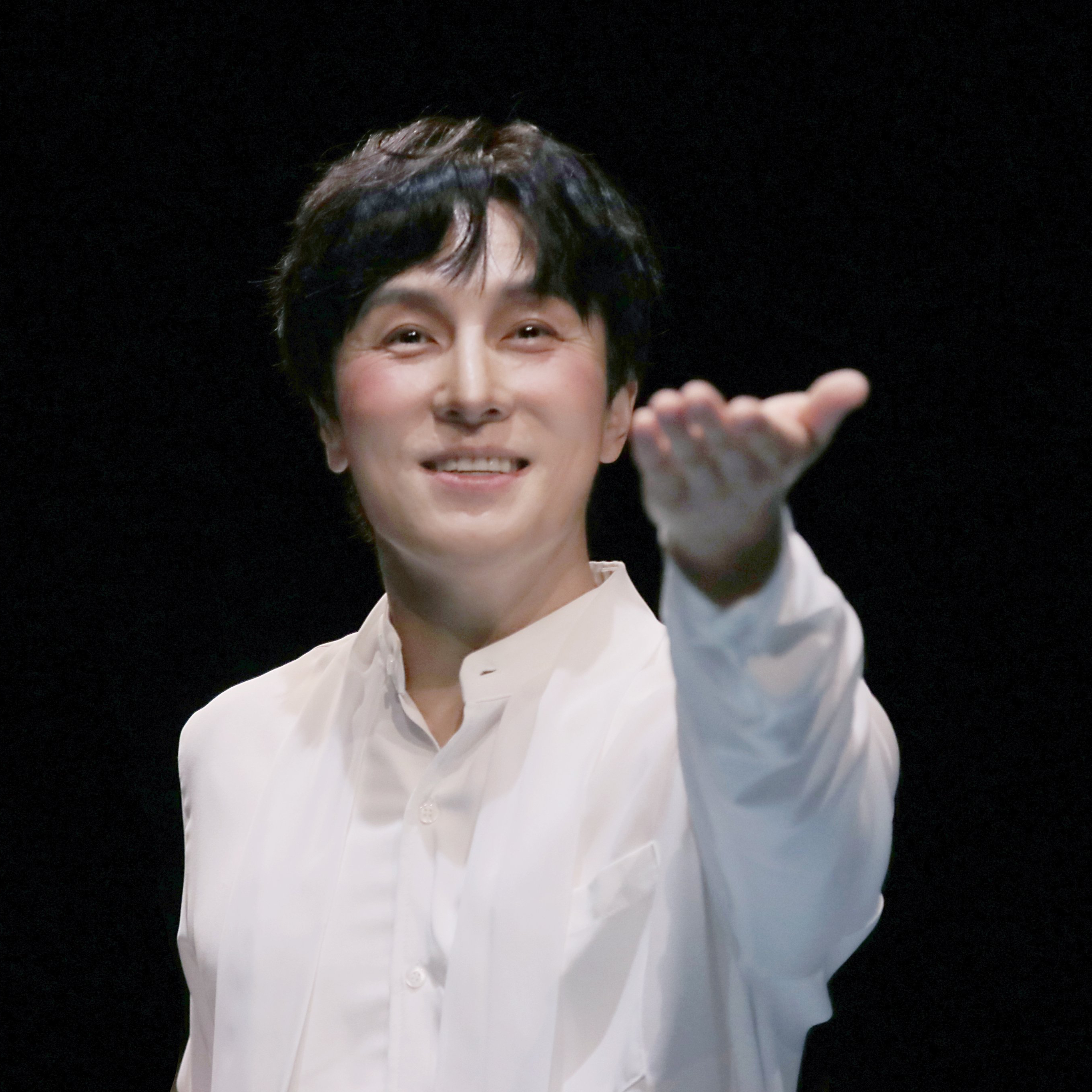 A moment captured by Kim Dongwan (SHINHWA)'s fan