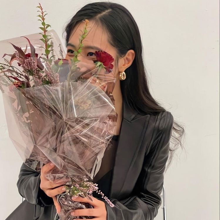 Latest photo of Yuri (Girls' Generation)