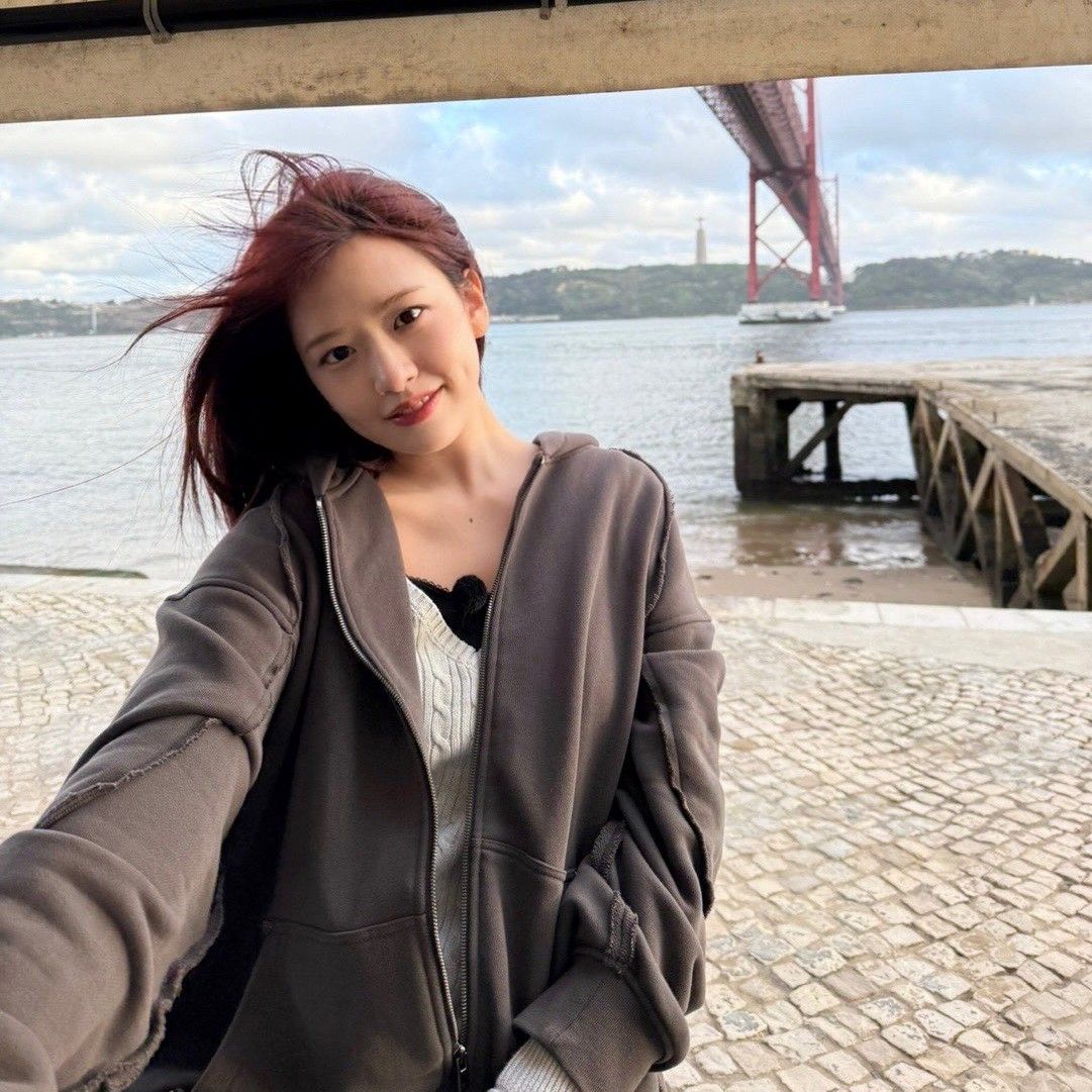 Behind-the-scenes cut of An Yujin (IVE)