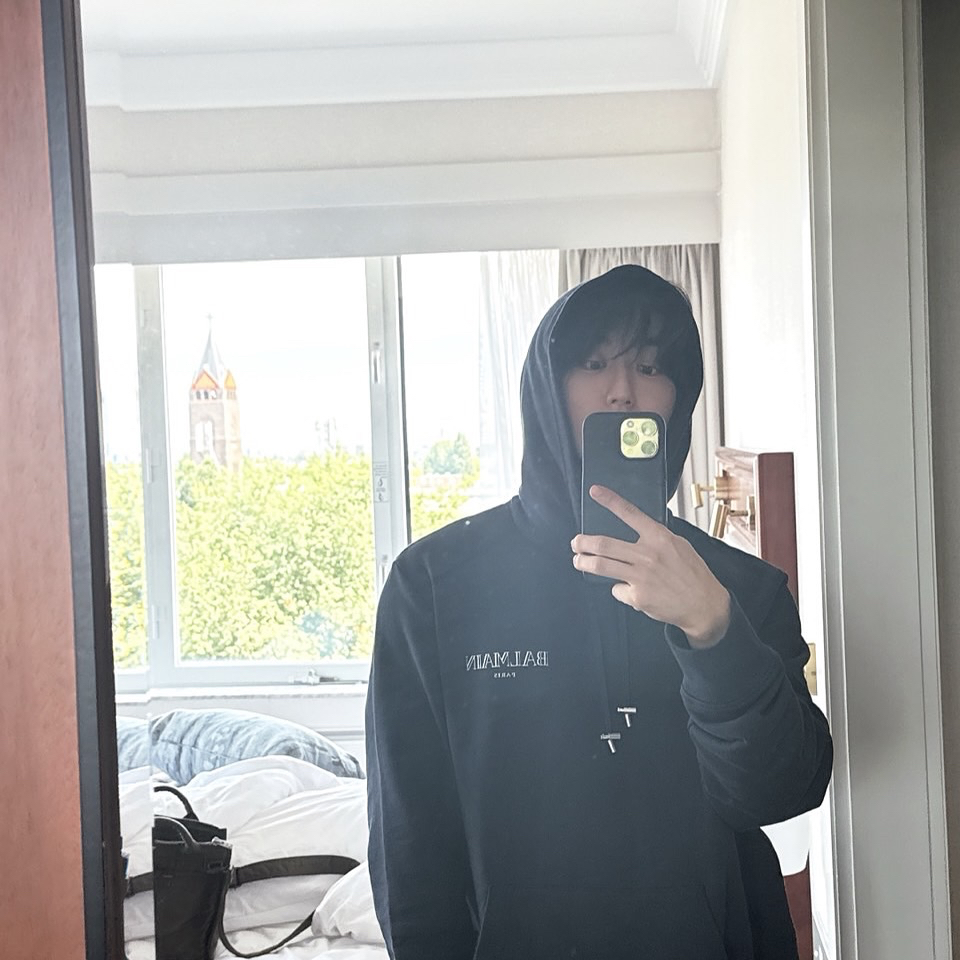 Recent activity shot of HAN (Stray Kids)