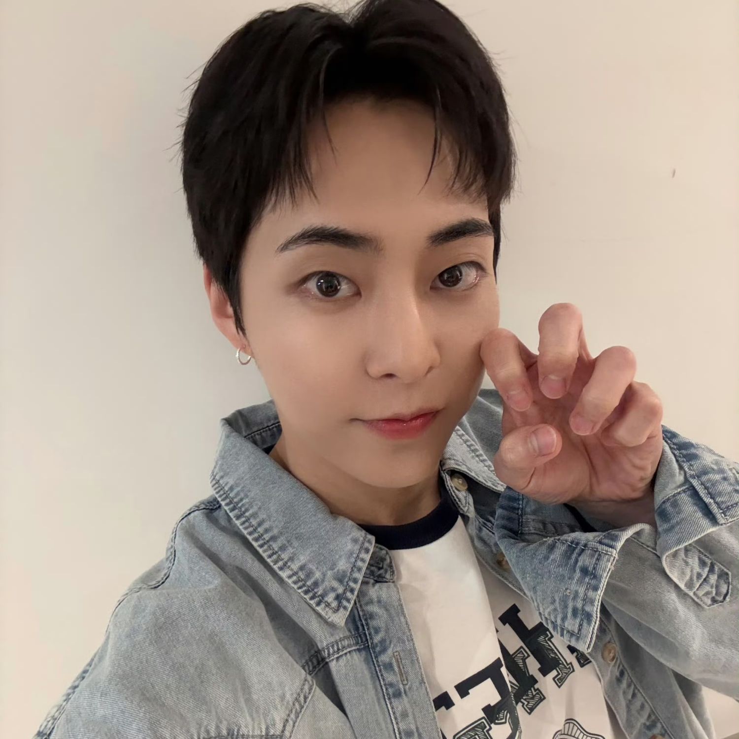 Recent activity shot of Xiumin (EXO)
