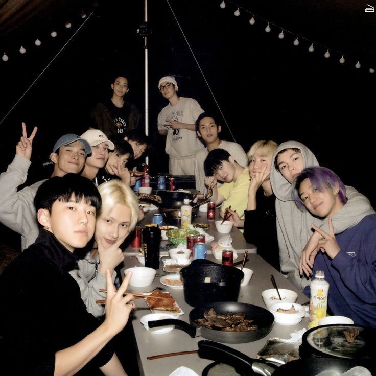 A moment captured by SEVENTEEN's fan
