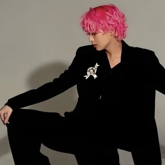 Recent activity shot of Kawashiri Ren (JO1)