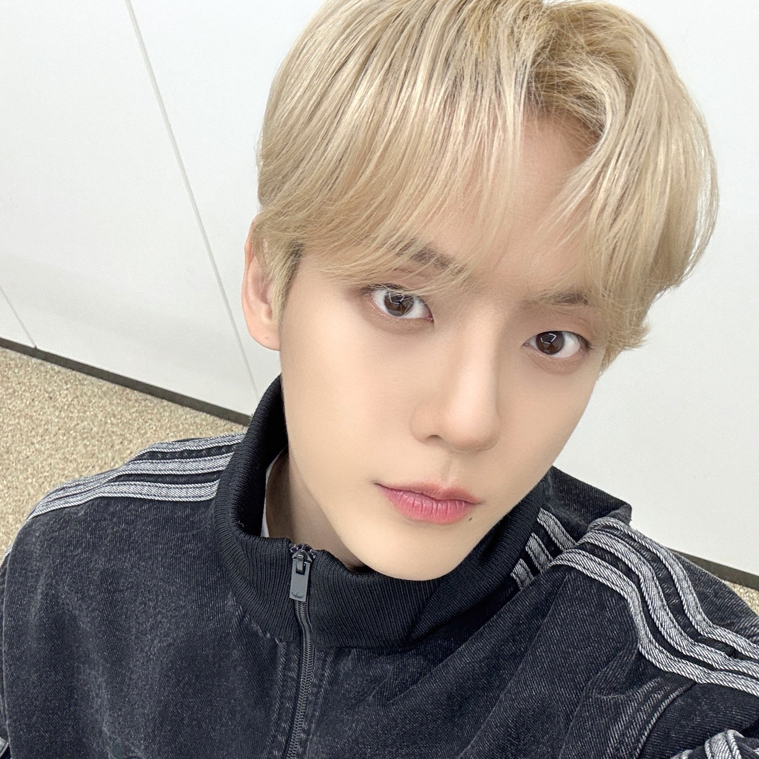 Behind-the-scenes cut of Lee Minhyuk (BTOB)