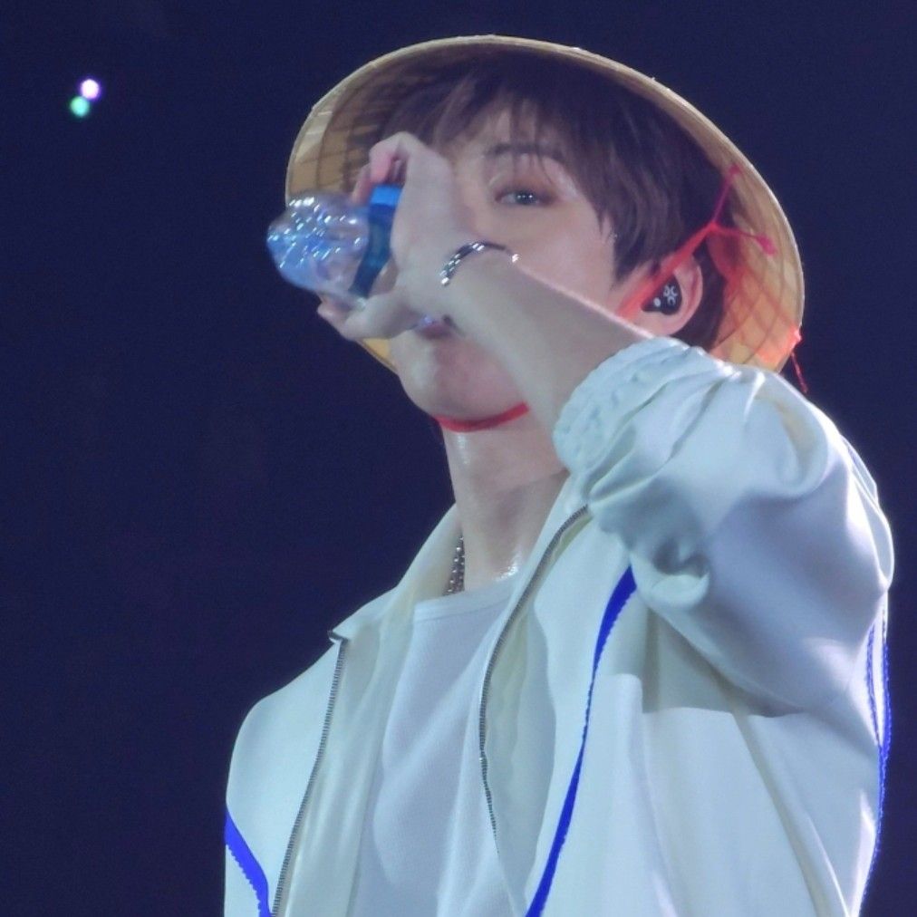 강다니엘 최근 활동샷