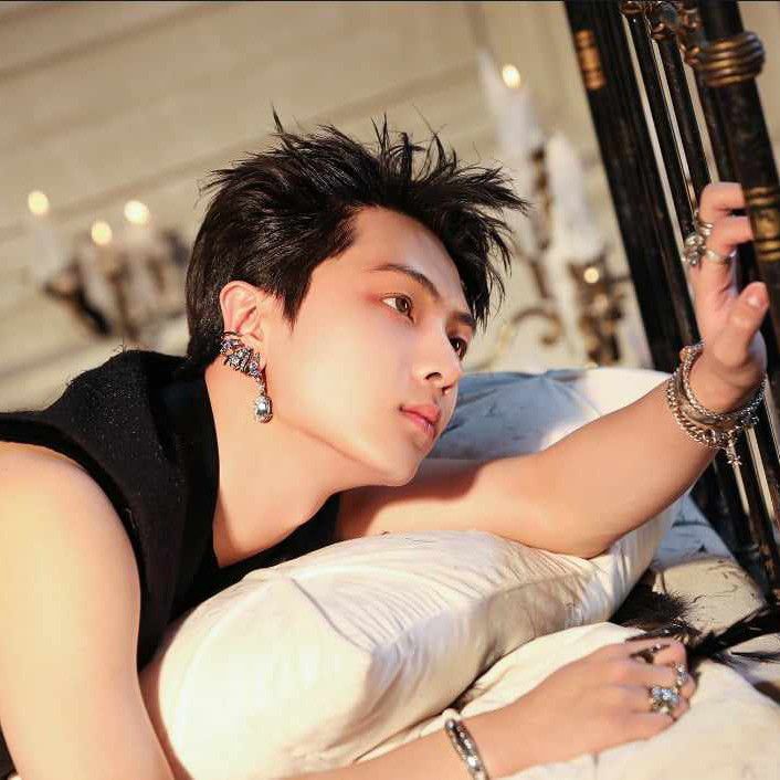 Latest photo of Jay (ENHYPEN)