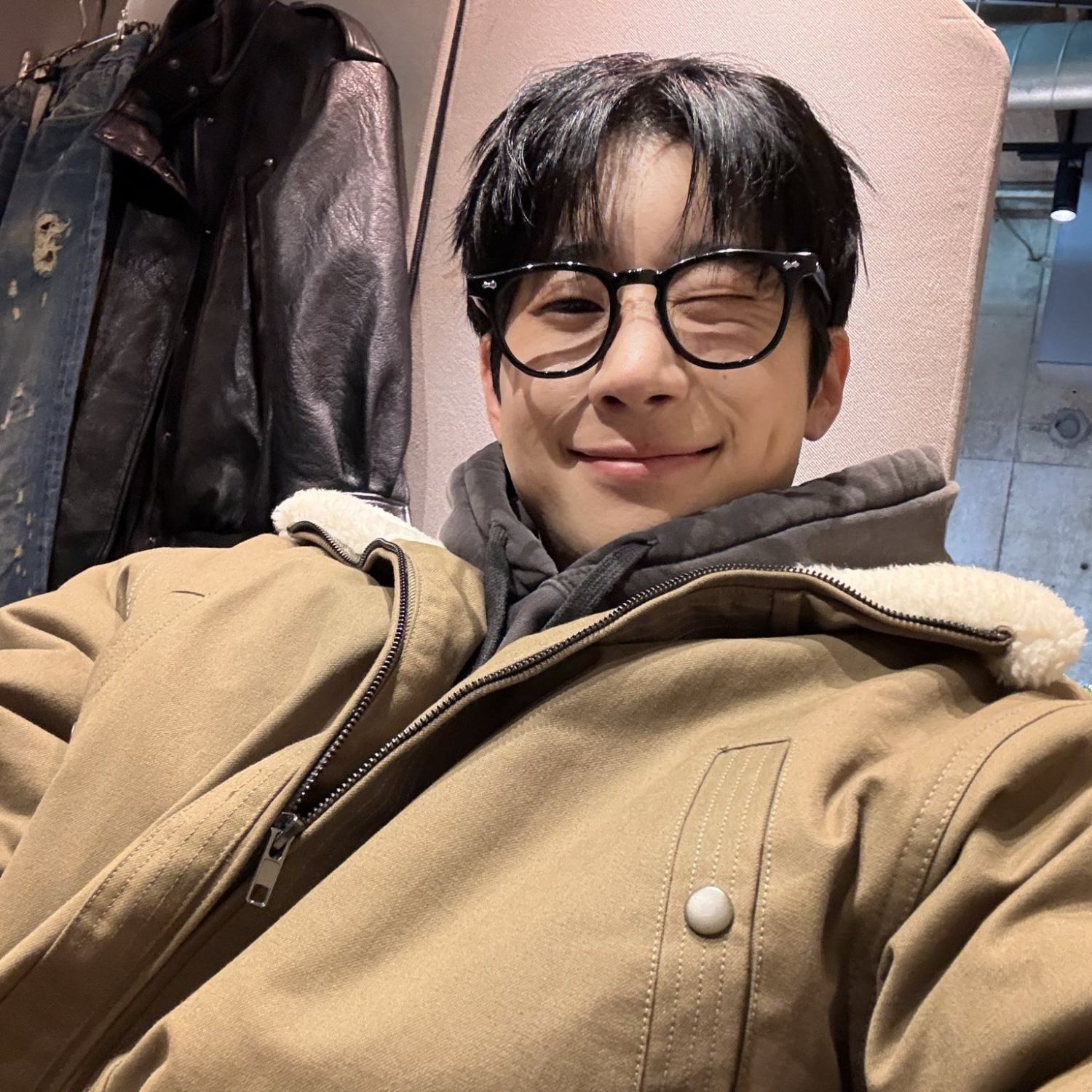 Recent activity shot of Han Seungwoo