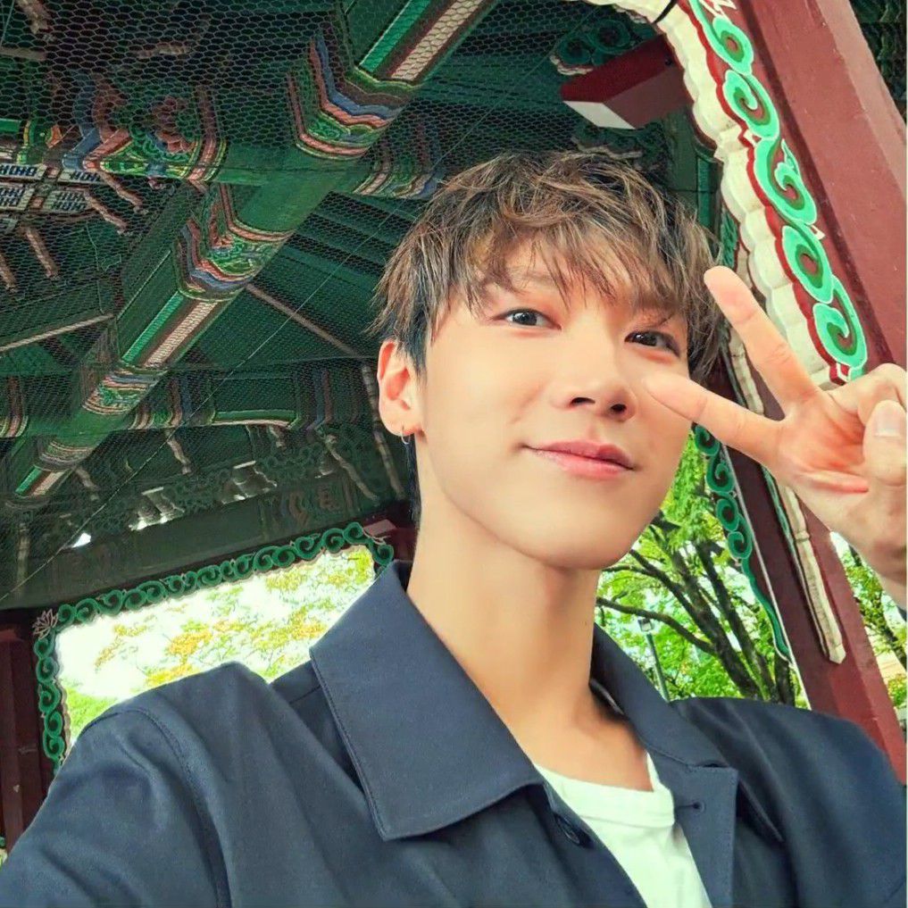 Recent activity shot of TEN (WayV)