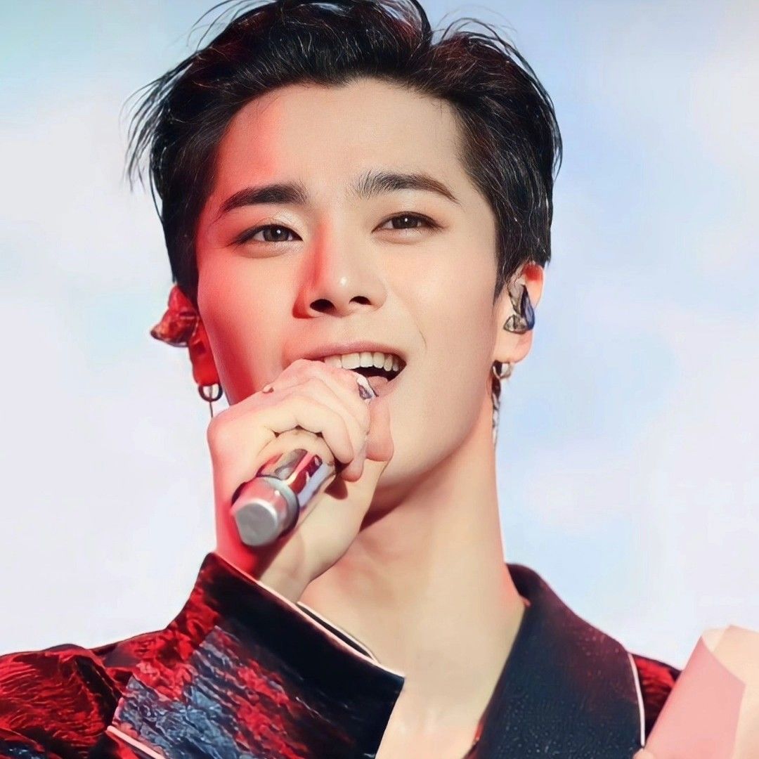 A moment captured by Moonbin (ASTRO)'s fan
