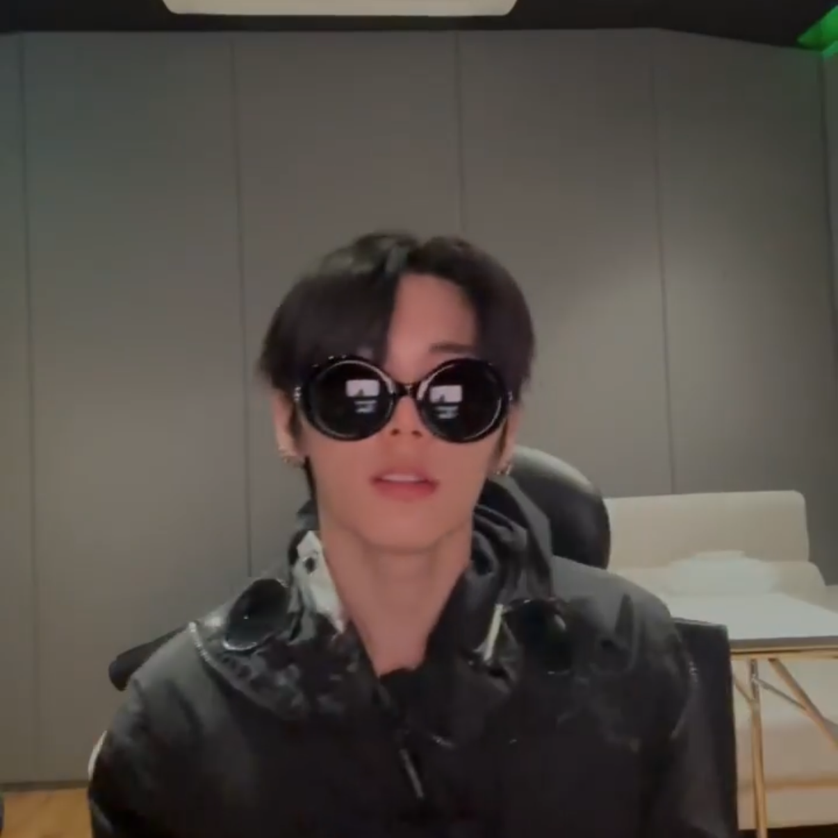 Behind-the-scenes cut of Taesan (BOYNEXTDOOR)