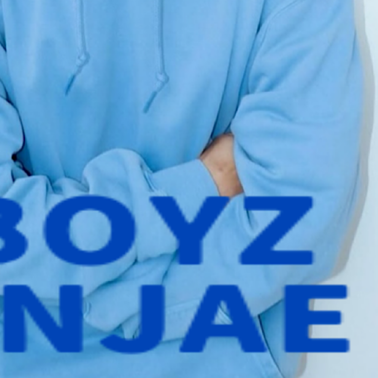 贤在 (THE BOYZ)粉丝拍下的瞬间