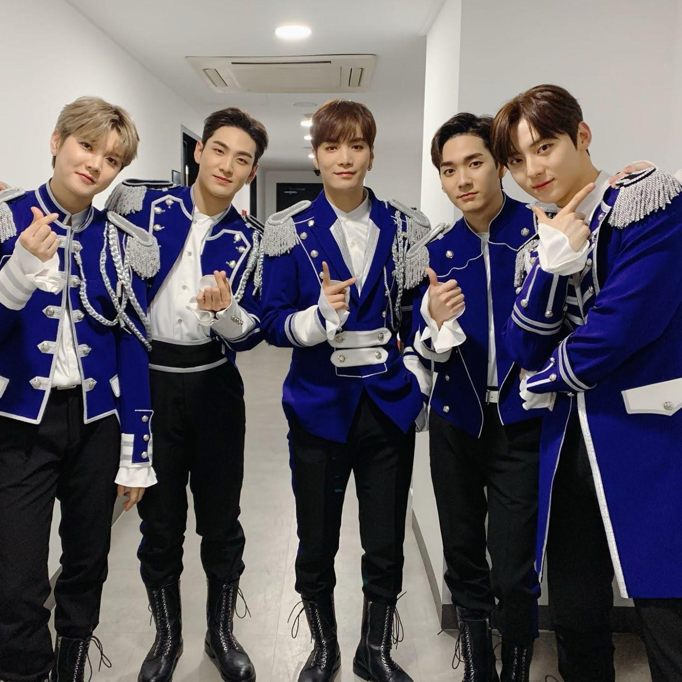 Latest photo of NU'EST