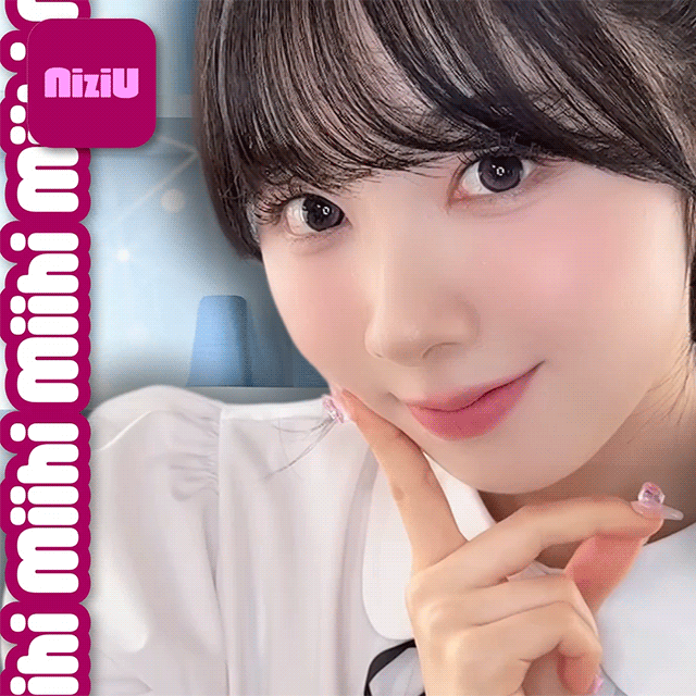 A moment captured by Miihi (NiziU)'s fan