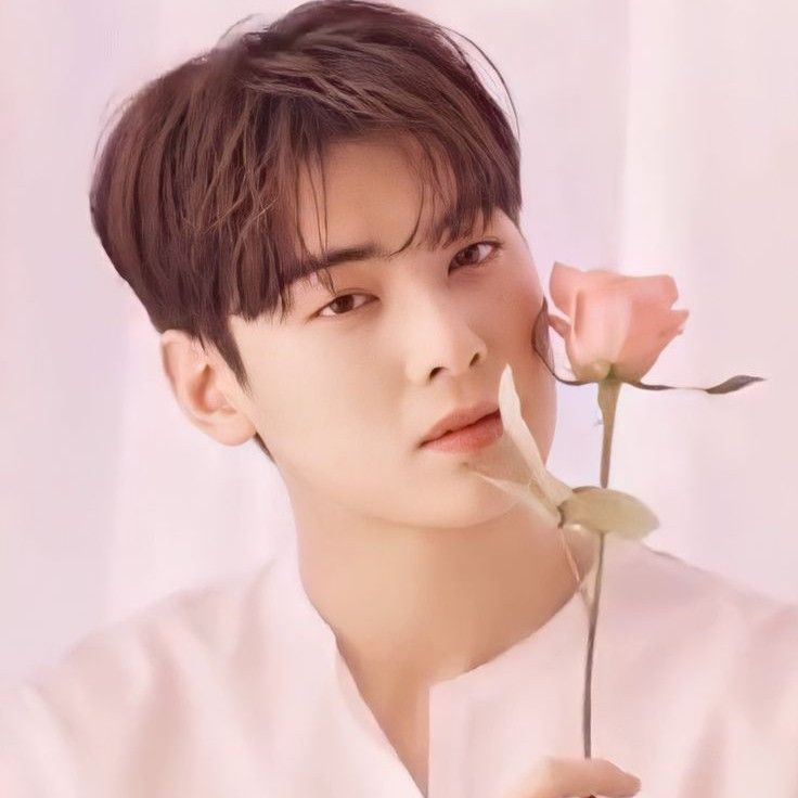 Recent activity shot of Eunwoo (ASTRO)