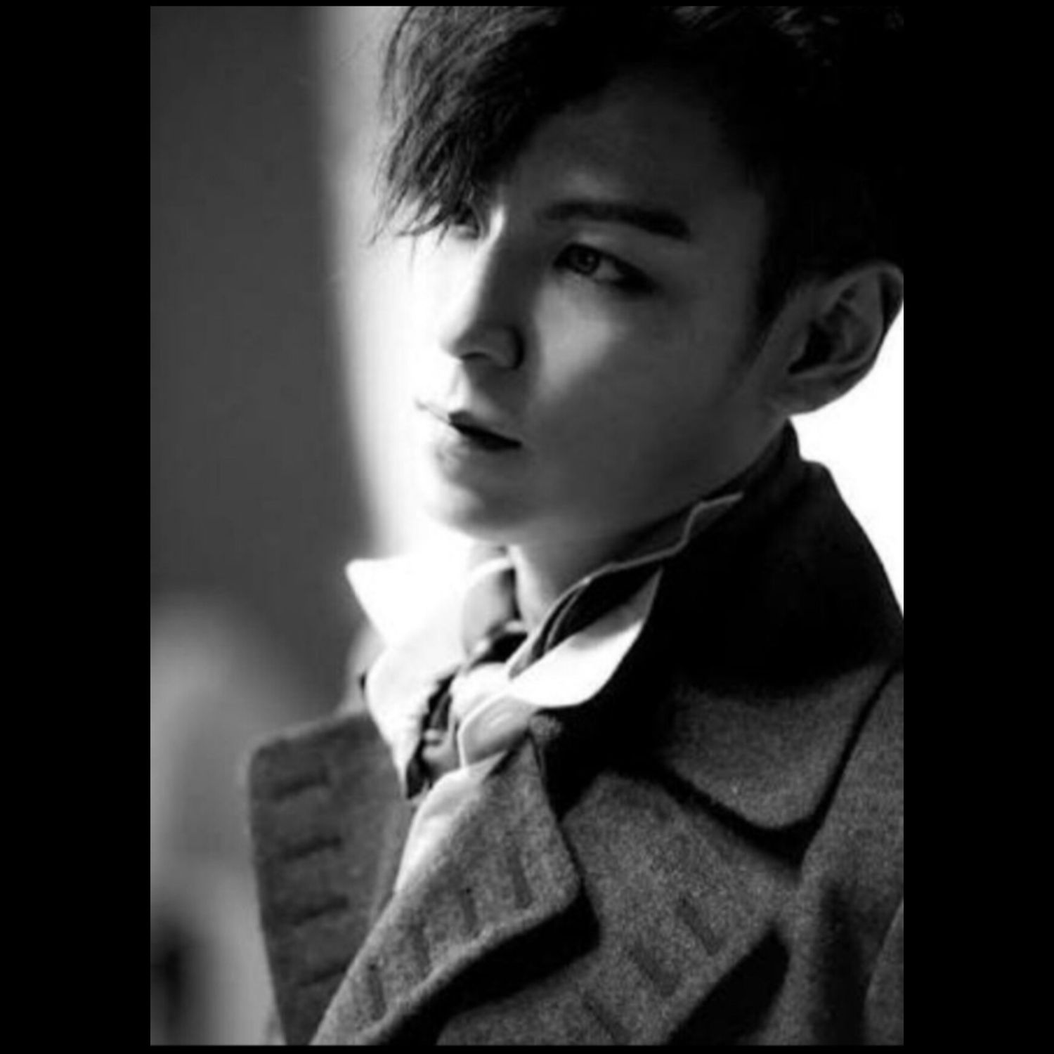 T.O.P의 비하인드 컷