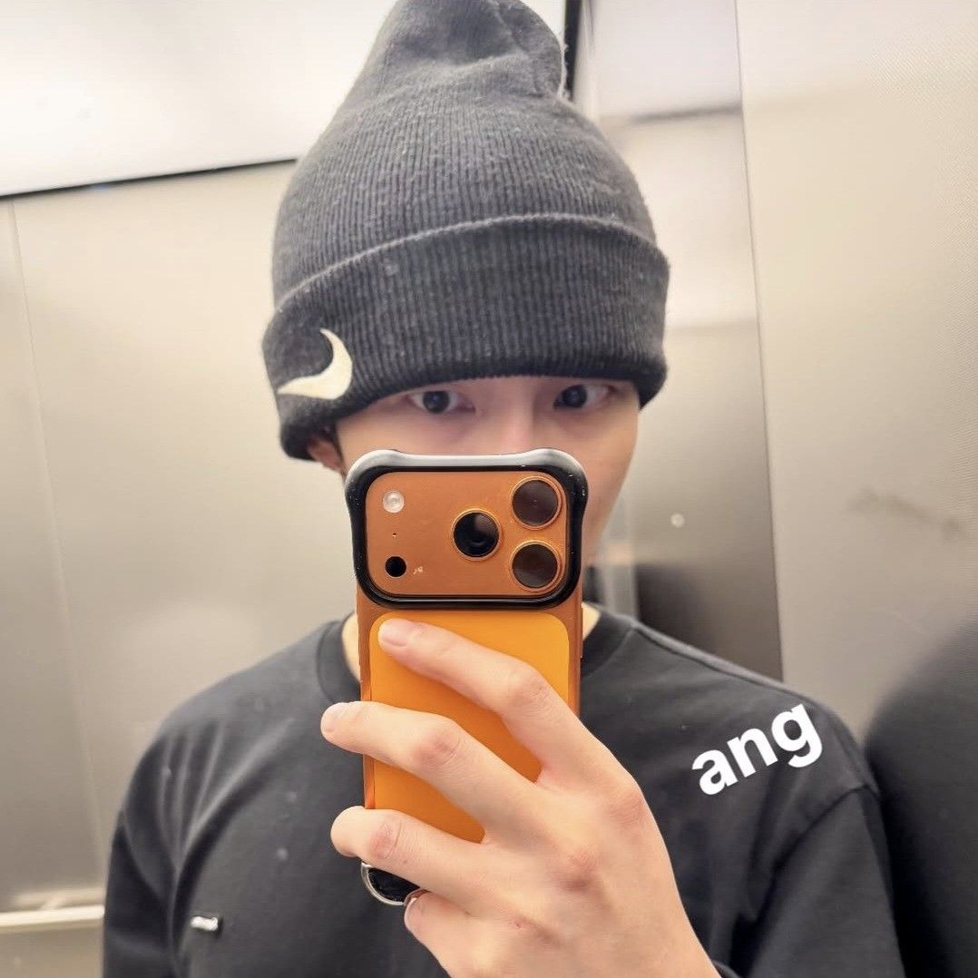 Behind-the-scenes cut of RM (BTS)