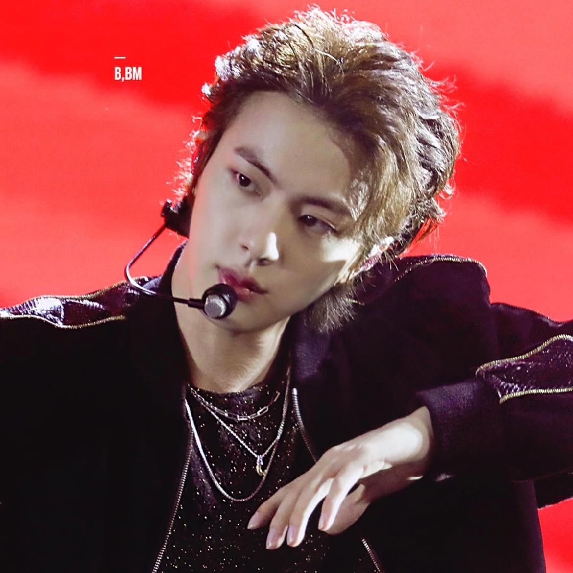 Potret di balik layar Jin (BTS)