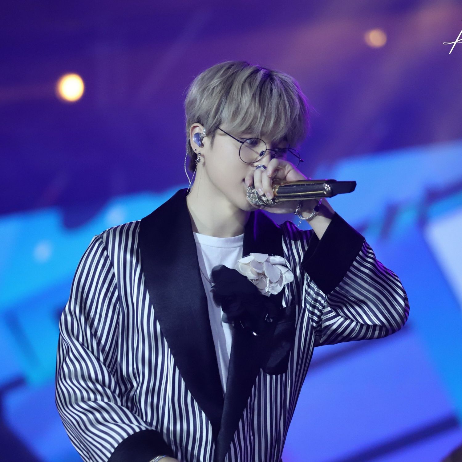 지민 (방탄소년단)의 최신 사진