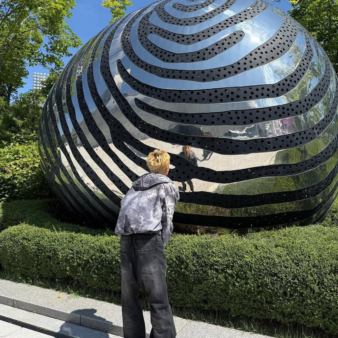 Behind-the-scenes cut of Chan (A.C.E)