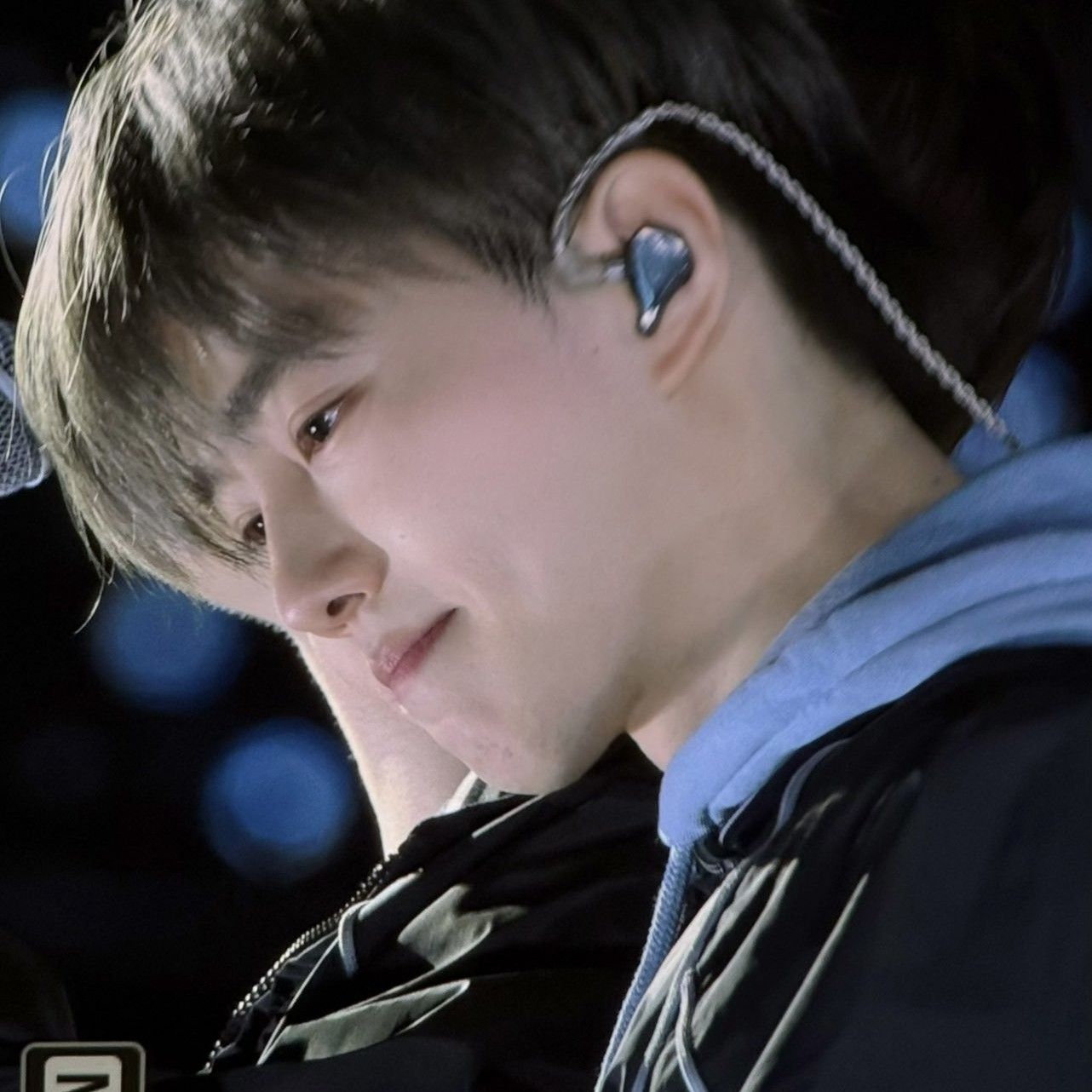 Suho (EXO)的幕后花絮