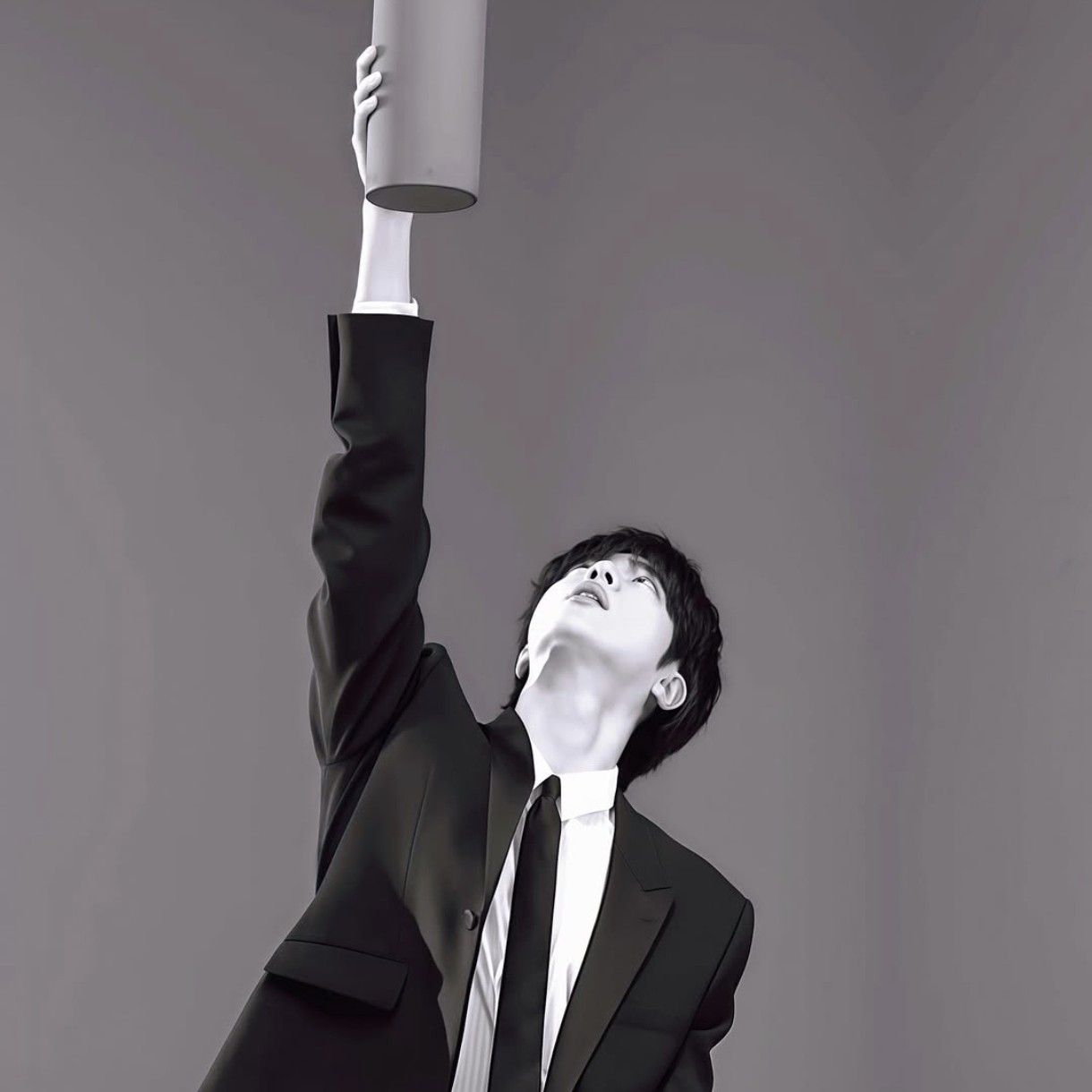 Behind-the-scenes cut of Jin (BTS)