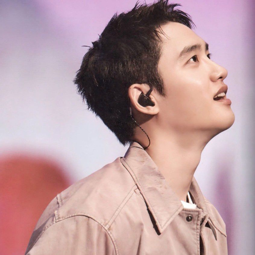A moment captured by D.O. (EXO)'s fan