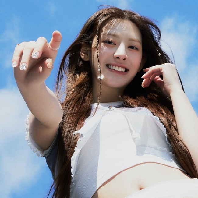 A moment captured by Seeun (STAYC)'s fan