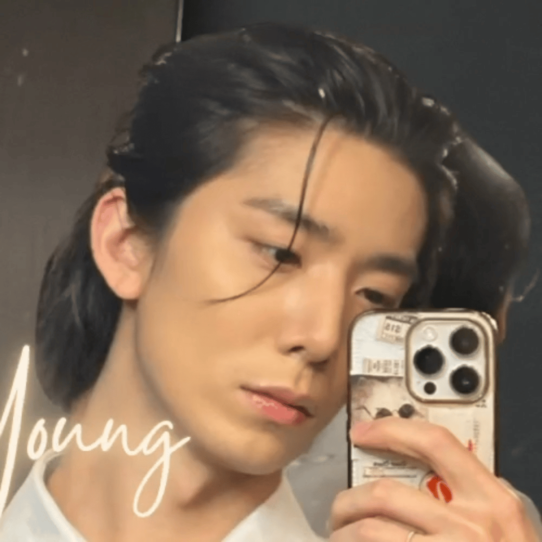 Behind-the-scenes cut of Hwiyoung (SF9)