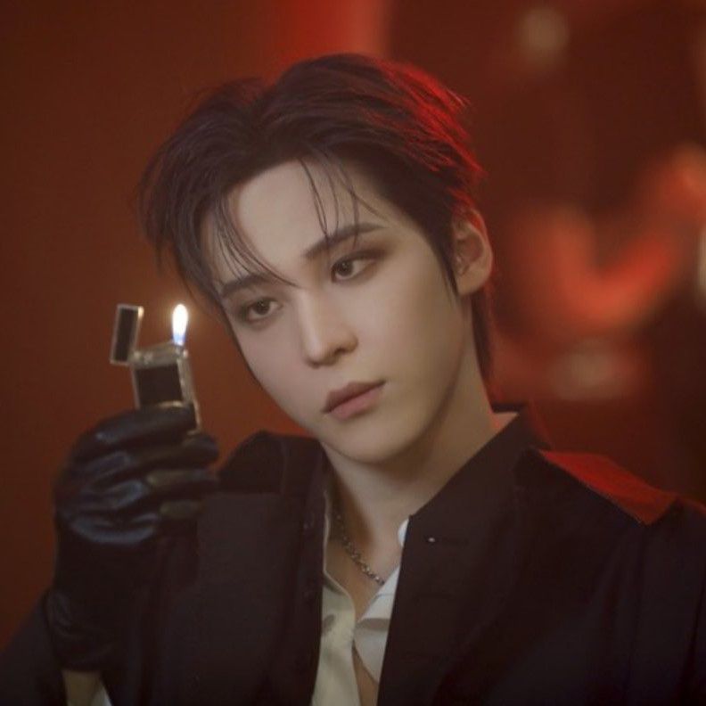 Behind-the-scenes cut of Yunho (ATEEZ)