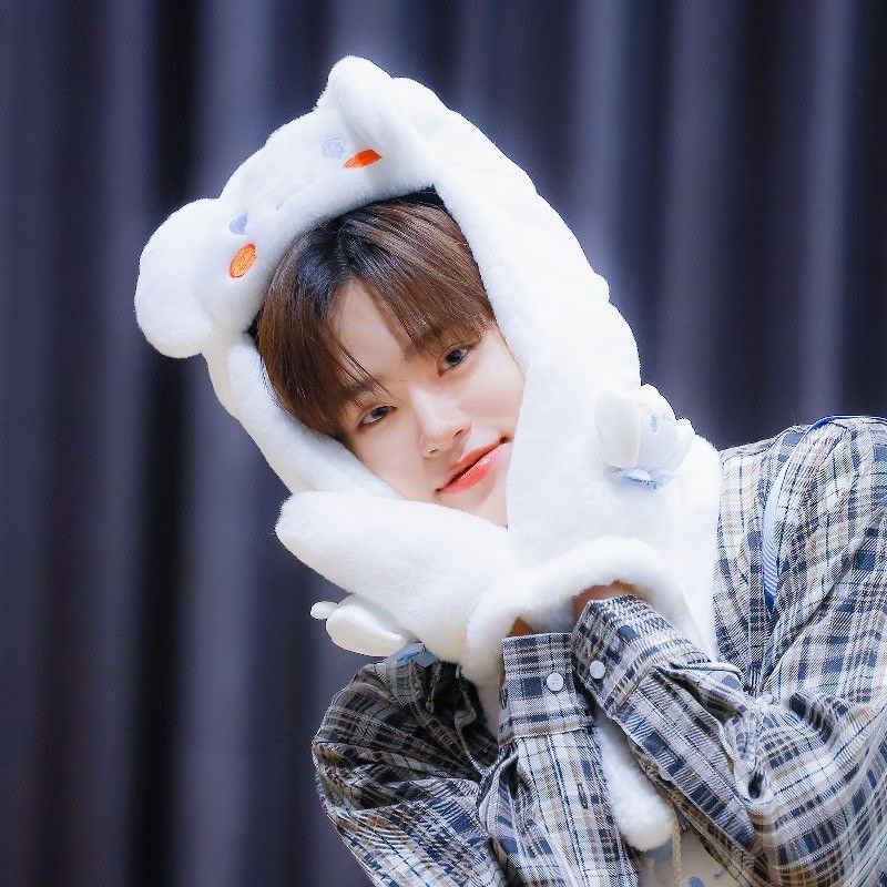 이대휘 (AB6IX)의 최신 사진