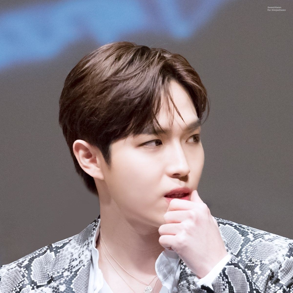 金在奂的最新活动照片