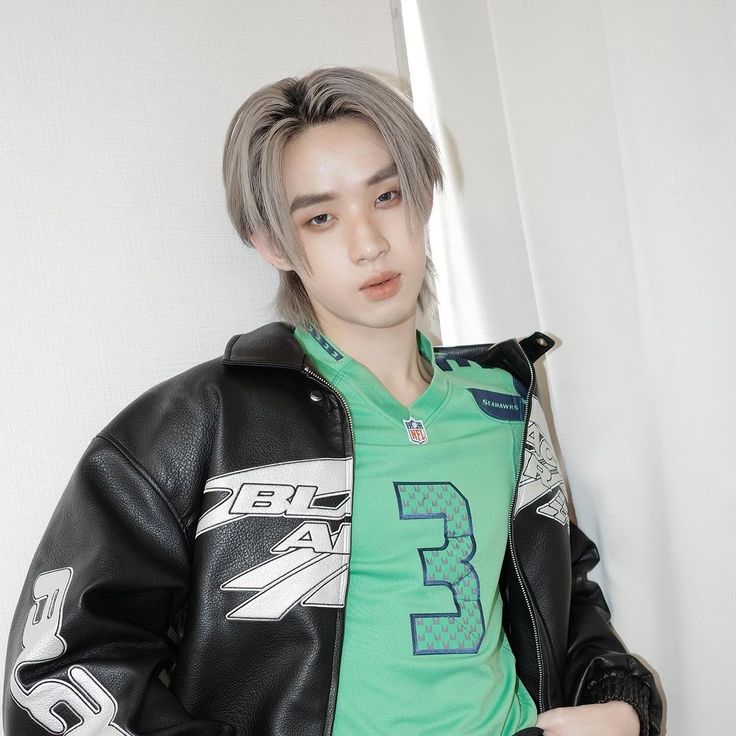 Behind-the-scenes cut of Hong (LYKN)