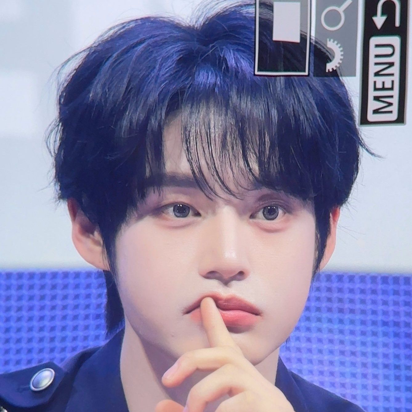 Behind-the-scenes cut of Kim Jiwoong (ZEROBASEONE)