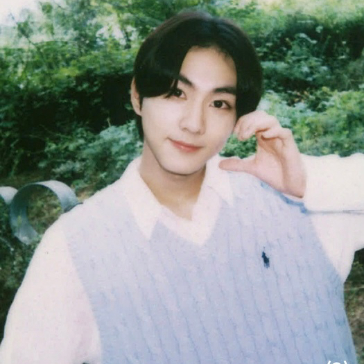 Recent activity shot of Jungwon (ENHYPEN)