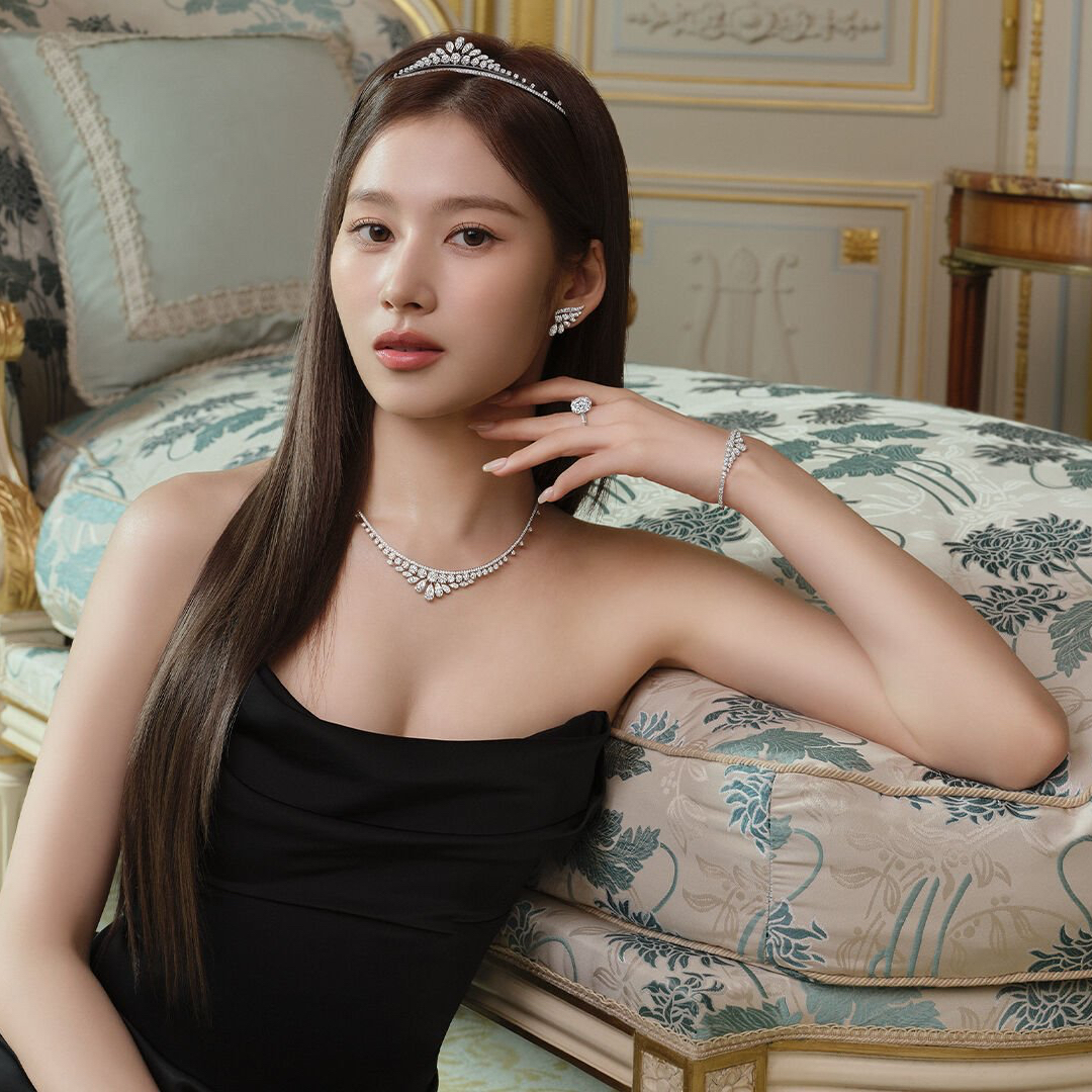Sana (TWICE)的最新照片