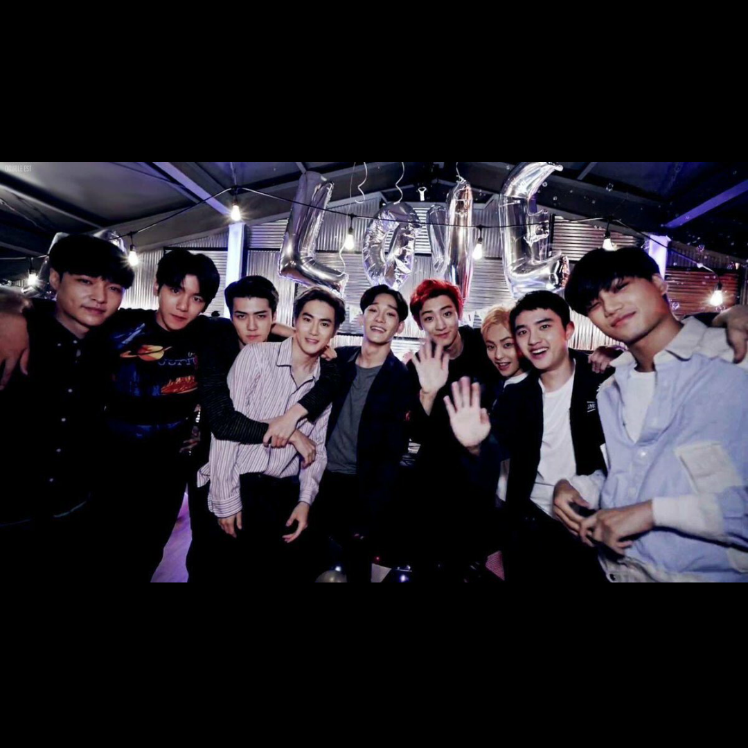 A moment captured by EXO's fan