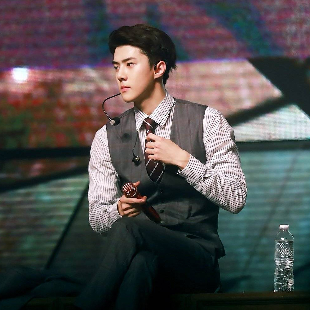 세훈 (EXO)의 최신 사진