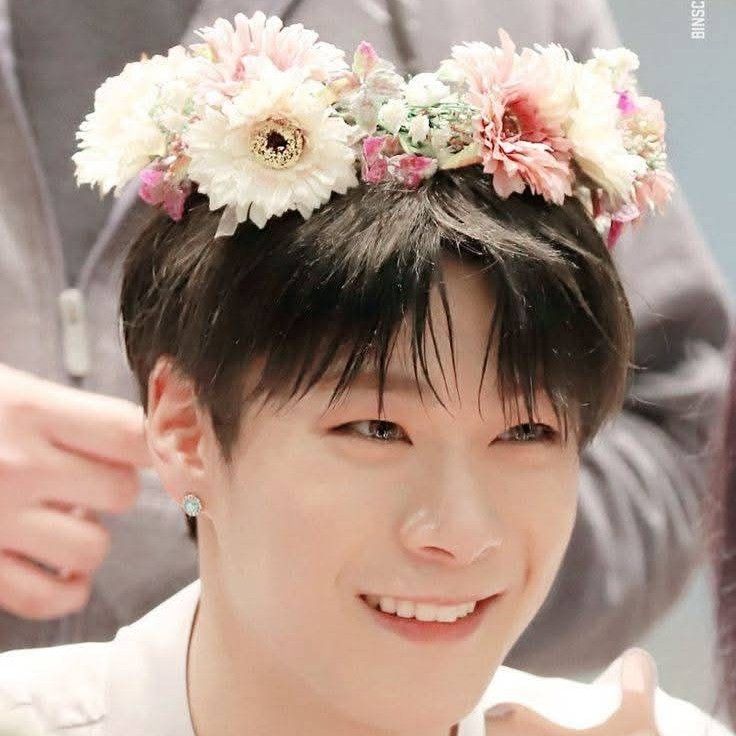 Latest photo of Moonbin (ASTRO)