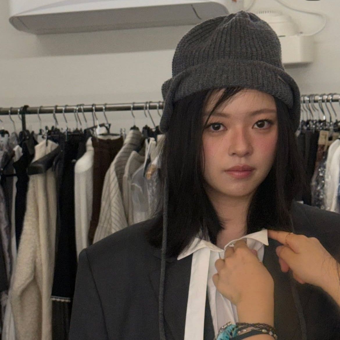 Behind-the-scenes cut of Jeongyeon (TWICE)