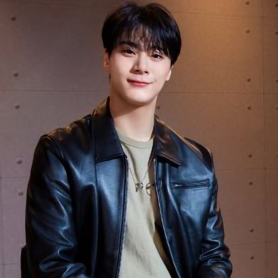 Behind-the-scenes cut of Moonbin (ASTRO)