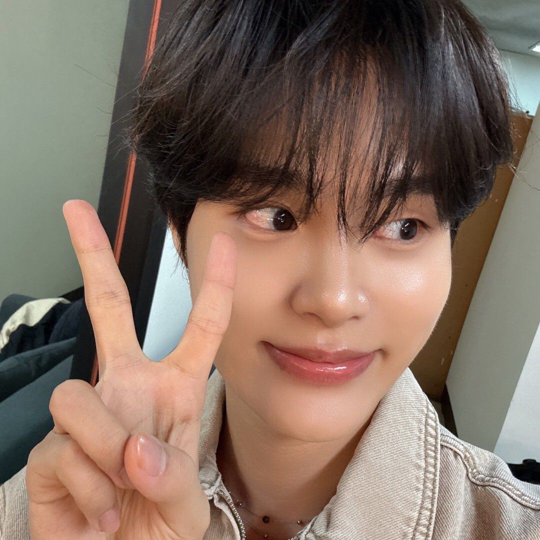 Recent activity shot of Lee Daehwi (AB6IX)