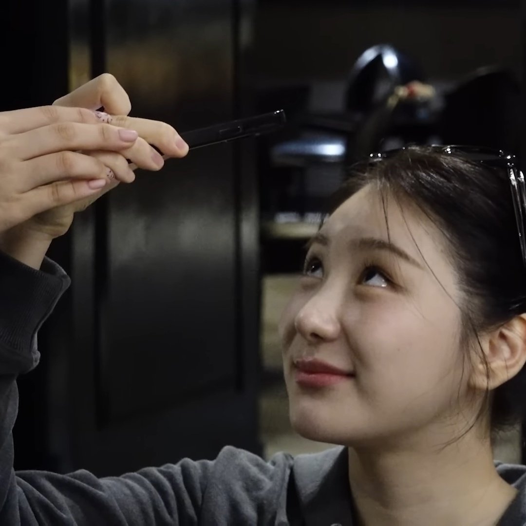 이채연의 비하인드 컷