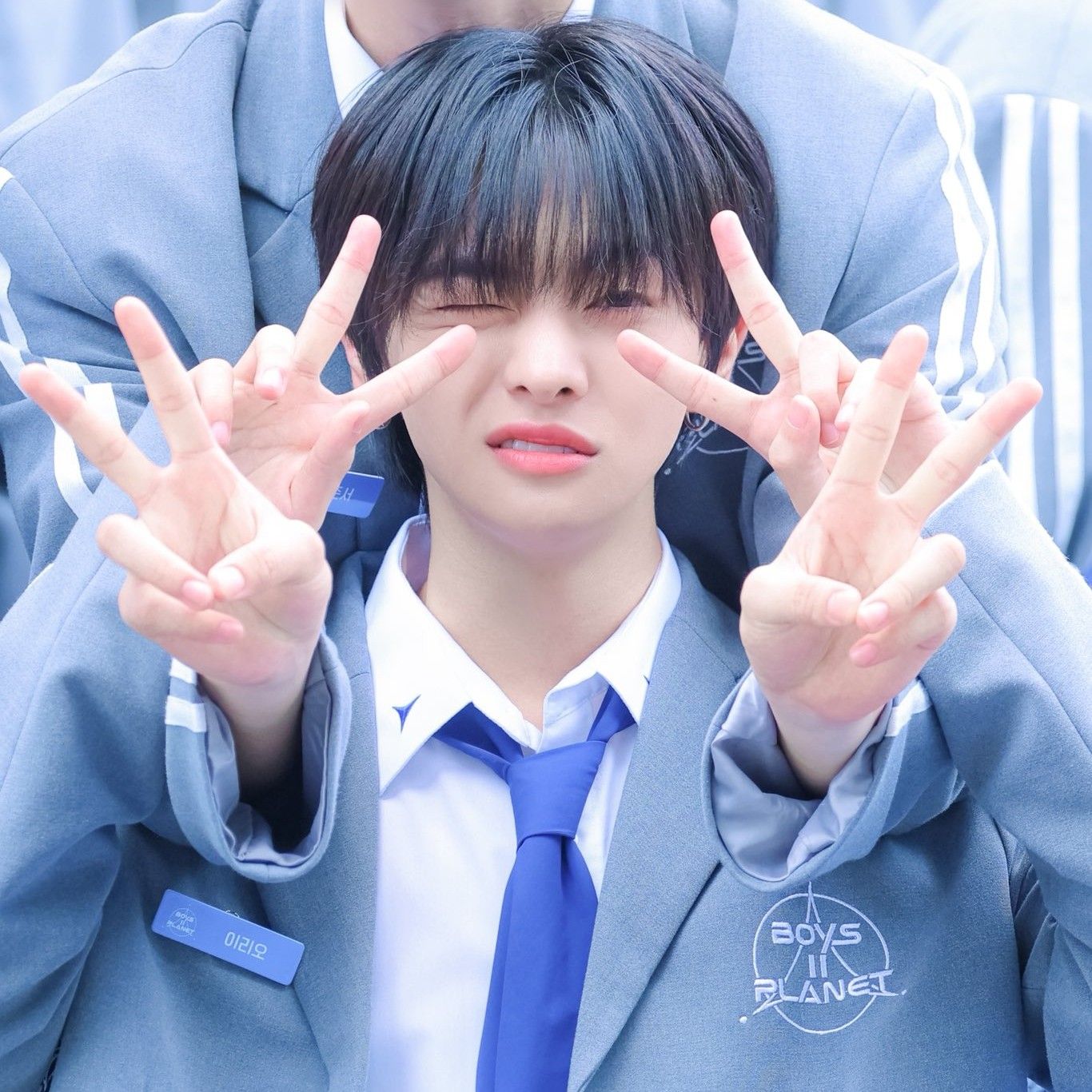 A moment captured by Lee Leo (ALPHA DRIVE ONE)'s fan