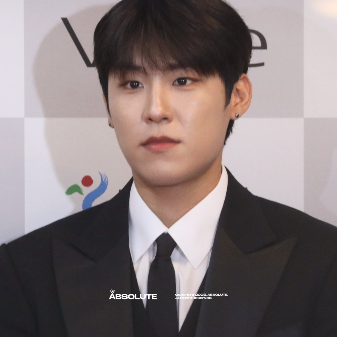 Behind-the-scenes cut of Park Woojin (AB6IX)