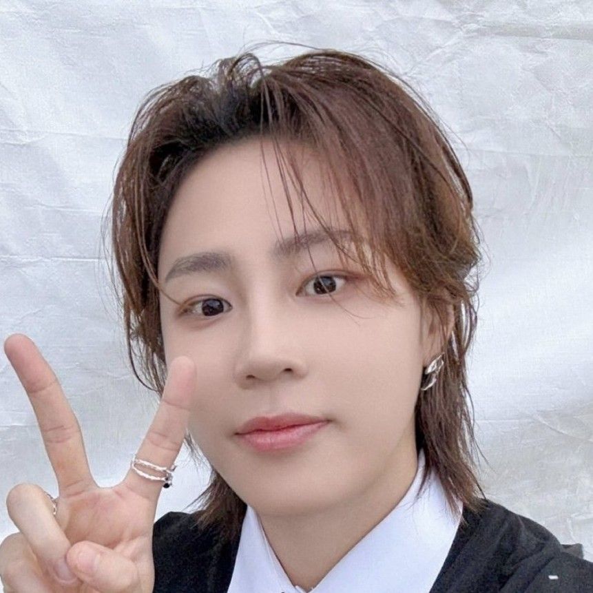 하성운 최근 활동샷