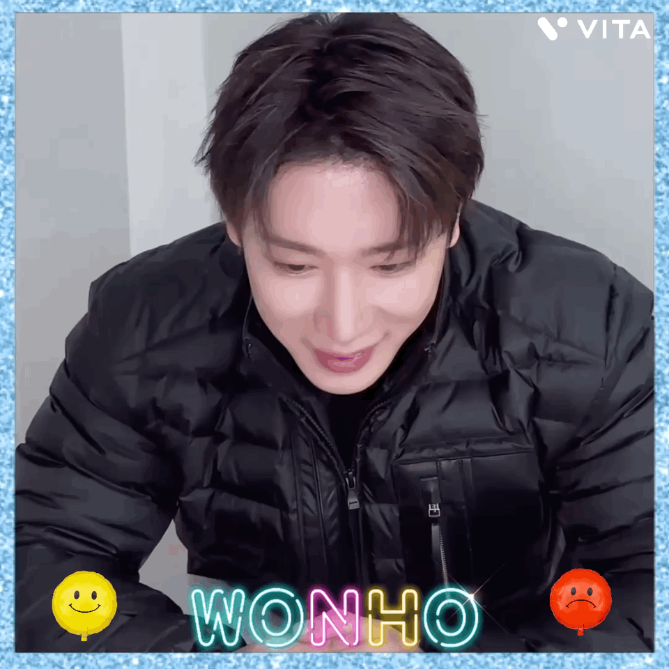 A moment captured by Wonho's fan